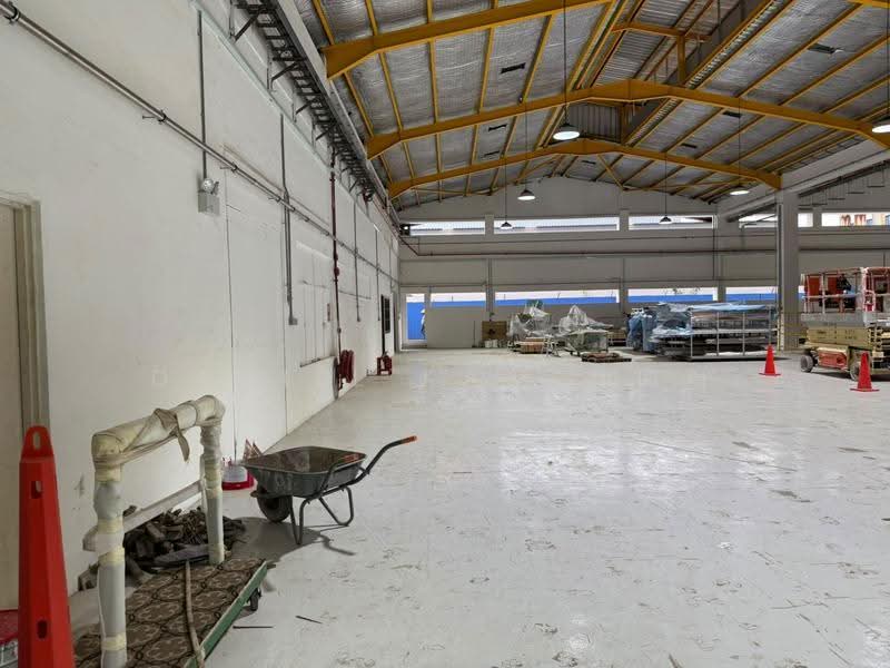 Landed factory 5k to 300k sqf, Admiralty Buroh Boon Lay ChinBee Joo Koon Pandan Tai Seng Woodlands Ubi, Boon Lay / Jurong / Tuas, 30,000 sqft, Warehouse For Rent, by Daniel Kam 甘囯財, 500292268 - Exterior - CommercialGuru.com.sg