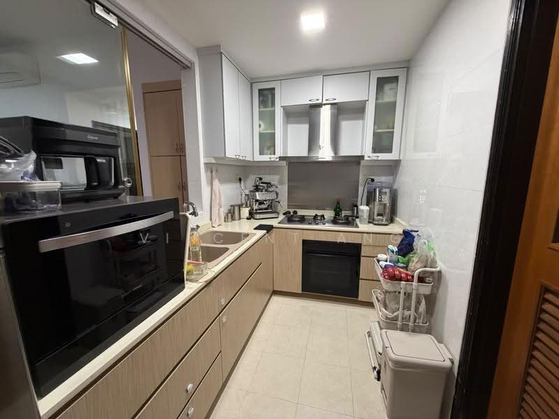 Gallop Gables, 70 Farrer Road, Tanglin / Holland / Bukit Timah, 2 Bedrooms, 1,119 sqft, Condominium For Sale, by Vincent Ang, 500292272 - Kitchen - PropertyGuru.com.sg