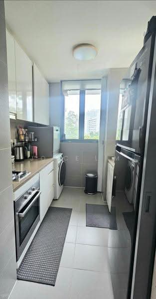 Hundred Trees, 91 West Coast Drive, Buona Vista / West Coast / Clementi New Town, 2 Bedrooms, 786 sqft, Condominium For Rent, by Joyce Lim, 500292308 - Kitchen - PropertyGuru.com.sg