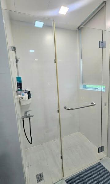 Hundred Trees, 91 West Coast Drive, Buona Vista / West Coast / Clementi New Town, 2 Bedrooms, 786 sqft, Condominium For Rent, by Joyce Lim, 500292308 - Bathroom - PropertyGuru.com.sg