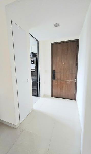 Hundred Trees, 91 West Coast Drive, Buona Vista / West Coast / Clementi New Town, 2 Bedrooms, 786 sqft, Condominium For Rent, by Joyce Lim, 500292308 - Entrance - PropertyGuru.com.sg