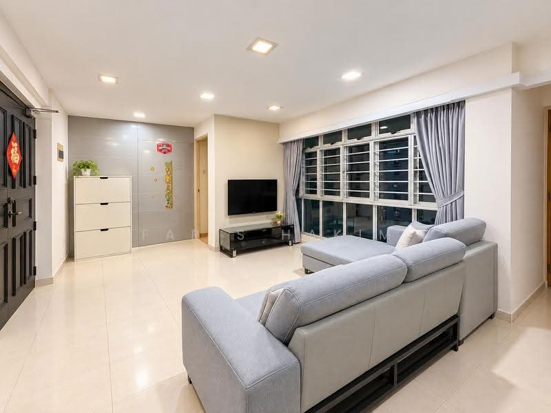 176B Edgefield Plains, 176B Edgefield Plains, Hougang / Punggol / Sengkang, 3 Bedrooms, 969 sqft, HDB Flat For Sale, by Faris Hakim, 500292333 - Living Room - PropertyGuru.com.sg