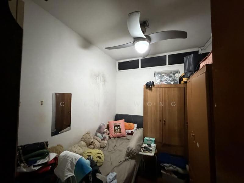 Lakepoint Condo, 2 Lakepoint Drive, Boon Lay / Jurong / Tuas, 5 Bedrooms, 2,486 sqft, Condominium For Sale, by Cherie Wong, 500292336 - Bedroom - PropertyGuru.com.sg