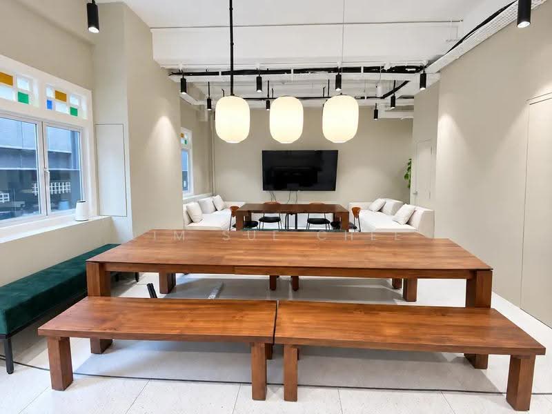 Liang Seah Place, 1 Liang Seah Street, Beach Road / Bugis / Rochor, 65 sqft, Office For Rent, by Lim Sue Chee, 500292341 - Living Room - CommercialGuru.com.sg