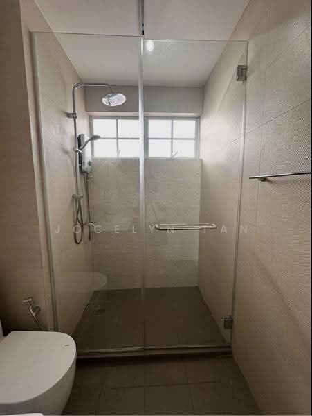 Faber Hills Estate, Faber Park, Buona Vista / West Coast / Clementi New Town, 5 Bedrooms, 3,000 sqft, Semi-Detached House For Rent, by Jocelyn Tan, 500292354 - Bathroom - PropertyGuru.com.sg