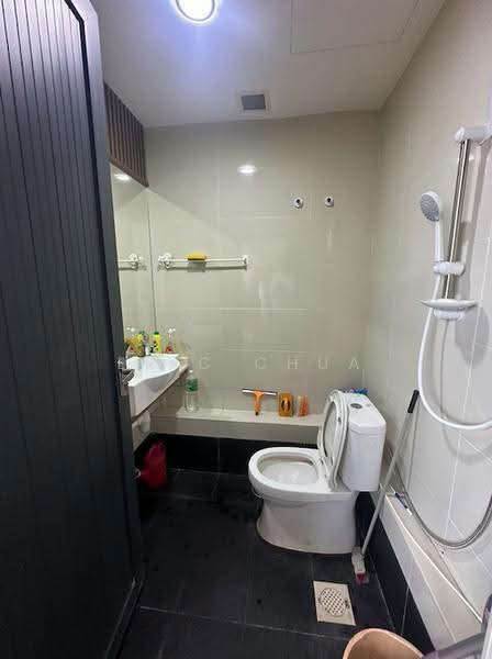 A'Posh BizHub, 1 Yishun industrial Street 1, Sembawang / Yishun, 1,582 sqft, Light Industrial (B1) For Rent, by Eric Chua, 500292371 - Bathroom - CommercialGuru.com.sg