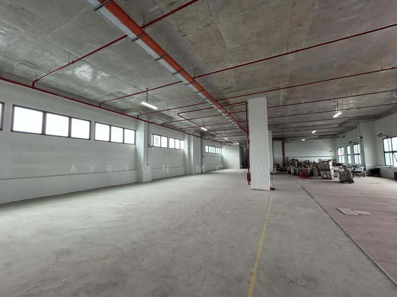 B2 Jurong Open Storage Space, Boon Lay / Jurong / Tuas, 3,750 sqft, Factory / Workshop (B2) For Rent, by Ayrton McCully, 500292372 - Interior - CommercialGuru.com.sg