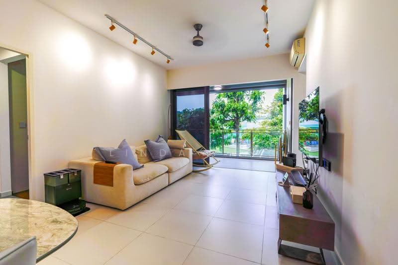 Miltonia Residences, 528 Miltonia Close, Sembawang / Yishun, 3 Bedrooms, 1,141 sqft, Condominium For Sale, by Linda Yang, 500292373 - Living Room - PropertyGuru.com.sg
