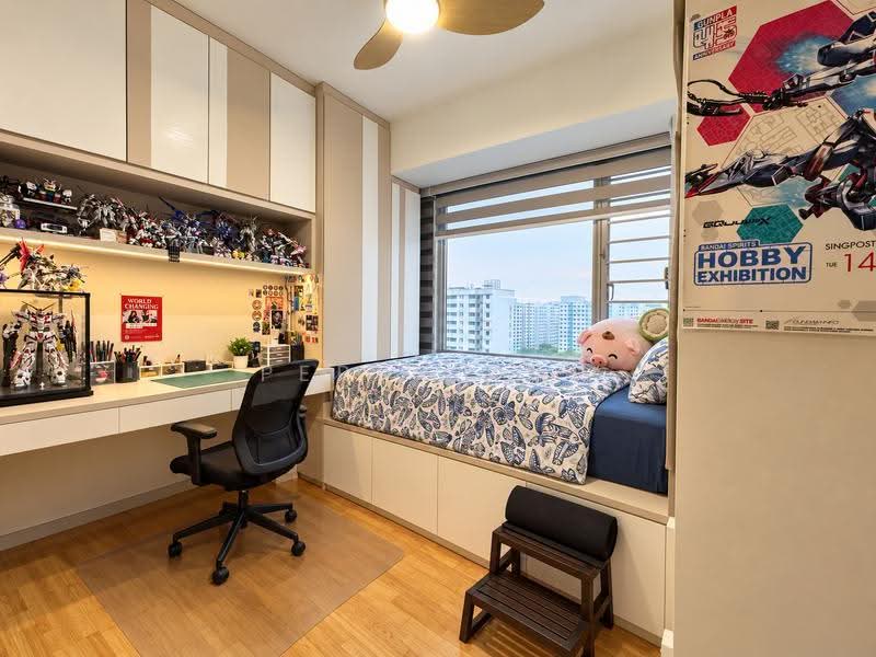 The Centris, 77 Jurong West Central 3, Boon Lay / Jurong / Tuas, 3 Bedrooms, 1,335 sqft, Apartment For Sale, by Perry Koh, 500292382 - Bedroom - PropertyGuru.com.sg