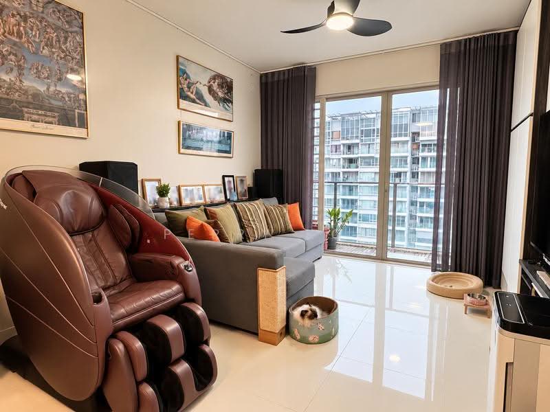 The Centris, 77 Jurong West Central 3, Boon Lay / Jurong / Tuas, 3 Bedrooms, 1,335 sqft, Apartment For Sale, by Perry Koh, 500292382 - Living Room - PropertyGuru.com.sg