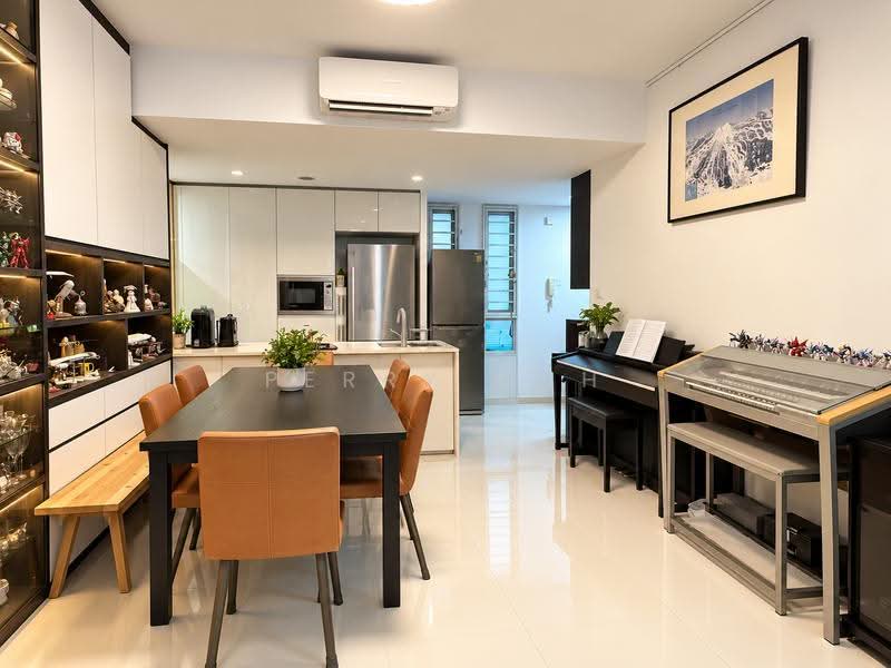 The Centris, 77 Jurong West Central 3, Boon Lay / Jurong / Tuas, 3 Bedrooms, 1,335 sqft, Apartment For Sale, by Perry Koh, 500292382 - Dining Room - PropertyGuru.com.sg