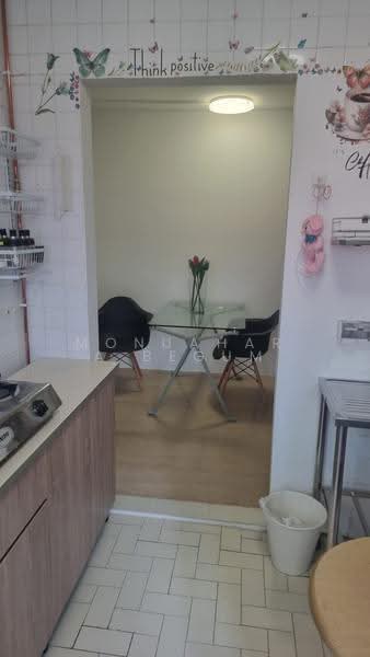 460 Tampines Street 42, 460 Tampines Street 42, Pasir Ris / Tampines, 1 Bedroom, 660 sqft, HDB Flat For Rent, by Monuahara Begum, 500292385 - Kitchen - PropertyGuru.com.sg