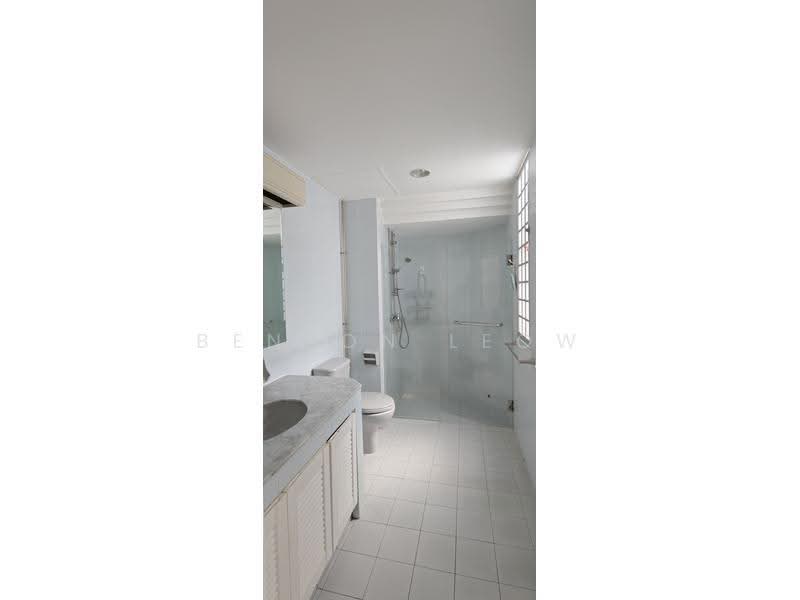 The Waterside, 3 Tanjong Rhu Road, East Coast / Marine Parade, 3 Bedrooms, 2,142 sqft, Condominium For Rent, by Benson Leow, 500292389 - Bathroom - PropertyGuru.com.sg