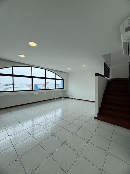 Siglap Centre, 55 Siglap Road, East Coast / Marine Parade, 3 Bedrooms, 1,290 sqft, Apartment For Rent, by Marshall Lee, 500292390 - Living Room - PropertyGuru.com.sg