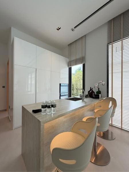 Marine Garden, Siglap Road, East Coast / Marine Parade, 5 Bedrooms, 9,280 sqft, Detached House For Sale, by Jia Yi Lee, 500292399 - Dry kitchen - PropertyGuru.com.sg