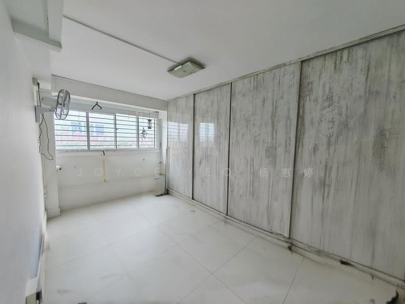 81 Commonwealth Close, 81 Commonwealth Close, Alexandra / Commonwealth, 2 Bedrooms, 731 sqft, HDB Flat For Rent, by Joyce Yeo 杨惠婷, 500292408 - Bedroom - PropertyGuru.com.sg