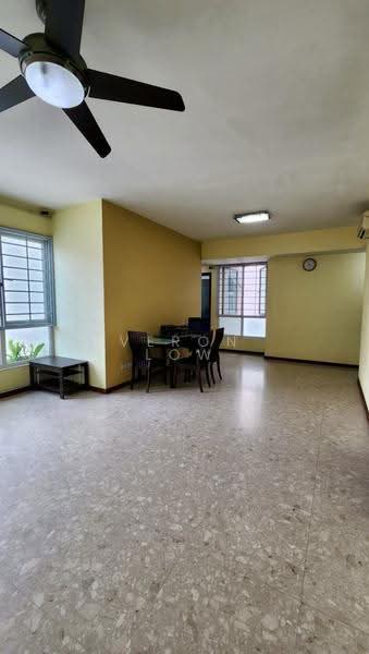 The Floravale, 218 Westwood Avenue, Boon Lay / Jurong / Tuas, 3 Bedrooms, 1,227 sqft, Condominium For Sale, by Veron Low, 500292421 - Living Room - PropertyGuru.com.sg