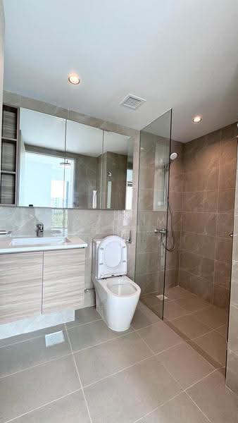 Treasure at Tampines, 57 Tampines Lane, Pasir Ris / Tampines, 1 Bedroom, 484 sqft, Condominium For Sale, by Lex Lim 林双麟, 500292431 - Bathroom - PropertyGuru.com.sg