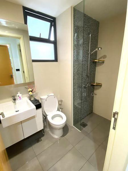 My Manhattan, 27 Simei Street 3, Pasir Ris / Tampines, Room Rental, 110 sqft, Condominium For Rent, by Wang Jing, 500292437 - Bathroom - PropertyGuru.com.sg