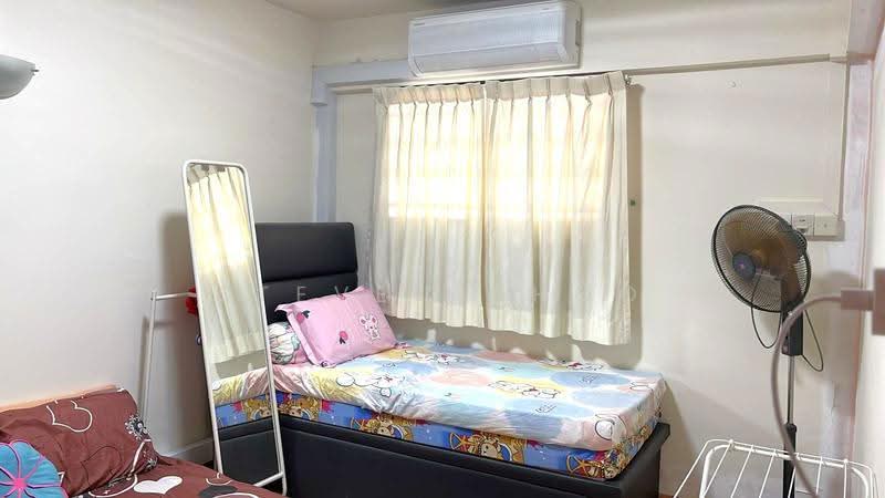 234 Yishun Street 21, 234 Yishun Street 21, Sembawang / Yishun, Room Rental, 120 sqft, HDB Flat For Rent, by Steven Choo, 500292441 - Bedroom - PropertyGuru.com.sg