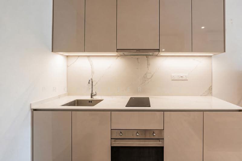 Parc Esta, 906 Sims Avenue, Eunos / Geylang / Paya Lebar, 2 Bedrooms, 657 sqft, Condominium For Sale, by Kelly Tan, 500292458 - Kitchen - PropertyGuru.com.sg