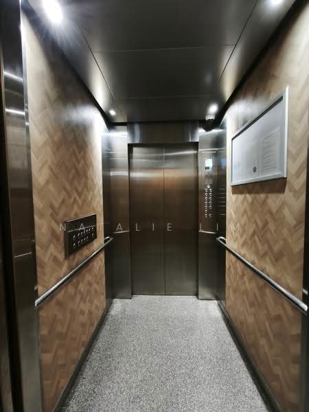 Quartz Industrial Building, 5 Upper Aljunied Link, Macpherson / Potong Pasir, 1,400 sqft, Light Industrial (B1) For Rent, by Natalie Lim, 500292459 - Beautiful passenger lift - CommercialGuru.com.sg
