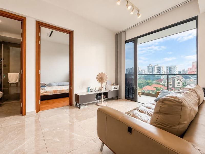 Stirling Residences, 21 Stirling Road, Alexandra / Commonwealth, 2 Bedrooms, 678 sqft, Condominium For Rent, by Aaron Leong, 500292463 - PropertyGuru.com.sg