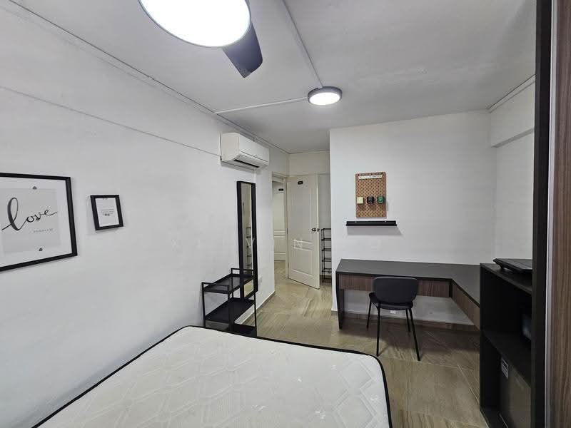 17 Bedok South Road, 17 Bedok South Road, Bedok / Upper East Coast, Room Rental, 120 sqft, HDB Flat For Rent, by Kelvin Ho, 500292464 - Bedroom - PropertyGuru.com.sg