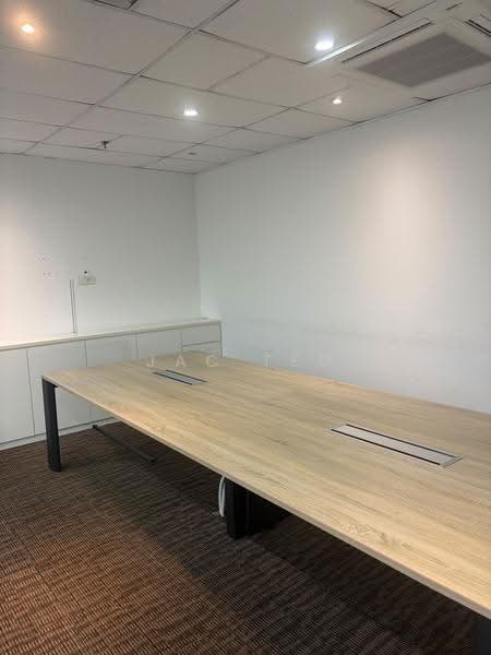 RB Capital, 22 Malacca Street, Boat Quay / Raffles Place / Marina, 1,200 sqft, Office For Rent, by Jac Teo, 500292469 - Interior - CommercialGuru.com.sg