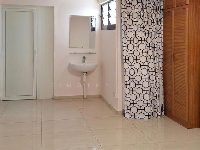 460 Tampines Street 42, 460 Tampines Street 42, Pasir Ris / Tampines, 4 Bedrooms, 1,614 sqft, HDB Flat For Sale, by Timothy Sim, 500292487 - Bathroom - PropertyGuru.com.sg