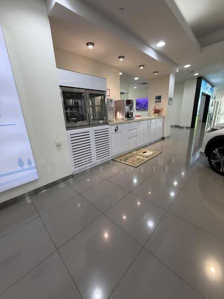 Tan Chong Motor Centre, 911-913 Bukit Timah Road, Clementi Park / Upper Bukit Timah, 18,466 sqft, Office For Rent, by Rochelle De S Meegolle, 500292504 - CommercialGuru.com.sg