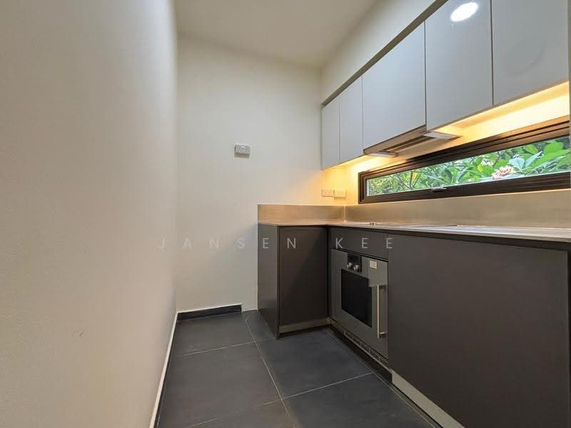 Hijauan, 63 Cavenagh Road, Orchard / River Valley, 2 Bedrooms, 1,001 sqft, Apartment For Sale, by Jansen Kee, 500292507 - Kitchen - PropertyGuru.com.sg