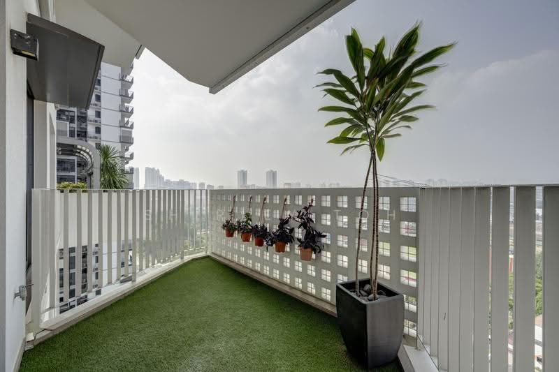 Sky Habitat, 7 Bishan Street 15, Ang Mo Kio / Bishan / Thomson, 2 Bedrooms, 1,302 sqft, Condominium For Sale, by Shirley Toh, 500292512 - Balcony - PropertyGuru.com.sg