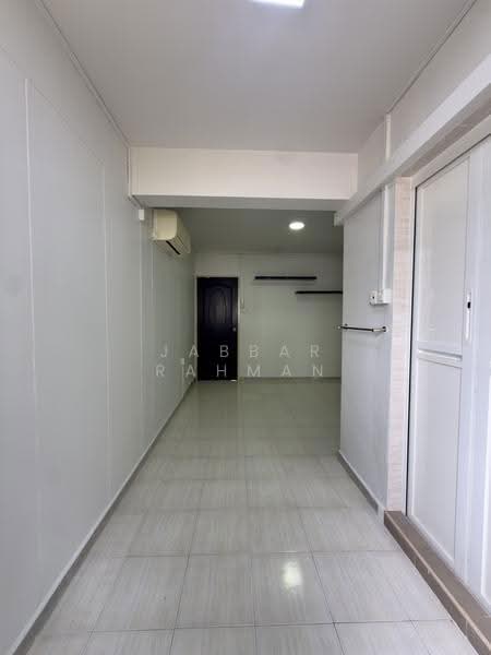 502 Tampines Central 1, 502 Tampines Central 1, Pasir Ris / Tampines, 3 Bedrooms, 1,151 sqft, HDB Flat For Sale, by Jabbar Rahman, 500292530 - Master Bedroom - PropertyGuru.com.sg
