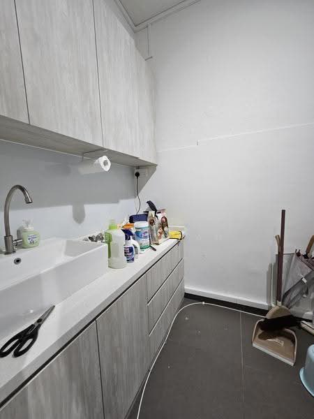 Ground Floor Unit Excellent Frontage @ Serangoon Garden Way, Serangoon Garden Way, Hougang / Punggol / Sengkang, 1,499 sqft, Shop / Shophouse For Rent, by Zai Abdullah, 500292536 - Kitchen - CommercialGuru.com.sg