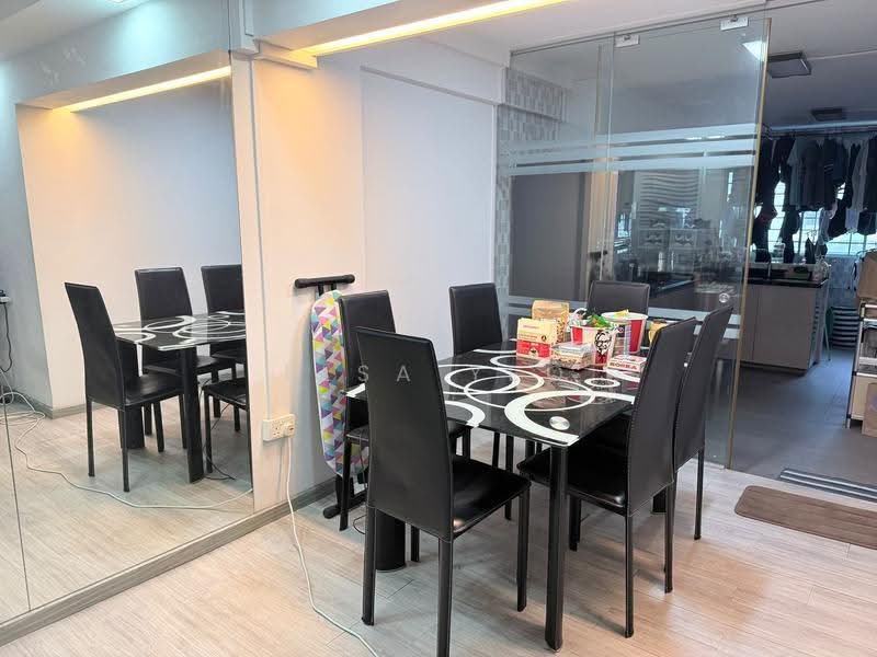 218 Serangoon Avenue 4, 218 Serangoon Avenue 4, Hougang / Punggol / Sengkang, 3 Bedrooms, 1,080 sqft, HDB Flat For Rent, by Elsa Yeo, 500292538 - Dining Room - PropertyGuru.com.sg