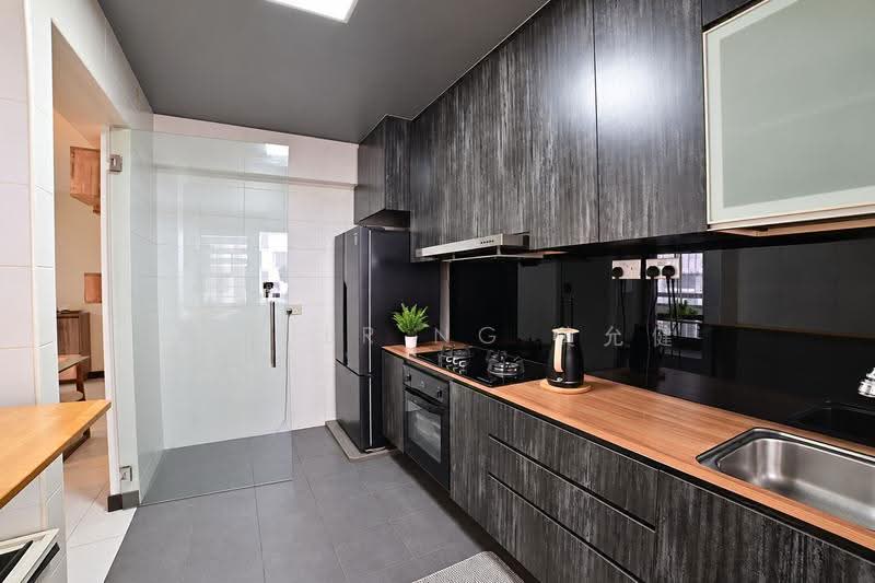 260B Punggol Way, 260B Punggol Way, Hougang / Punggol / Sengkang, 3 Bedrooms, 1,216 sqft, HDB Flat For Sale, by Javier Ng 黄允健, 500292560 - Kitchen - PropertyGuru.com.sg