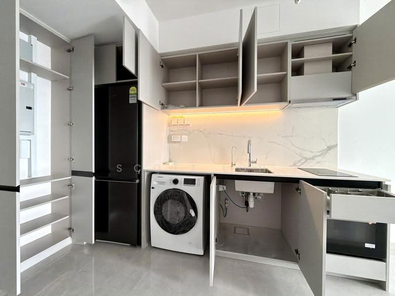 Grand Dunman, 16 Dunman Road, East Coast / Marine Parade, 2 Bedrooms, 775 sqft, Condominium For Rent, by Scott Loh, 500292586 - Kitchen - comes with filtered water - PropertyGuru.com.sg
