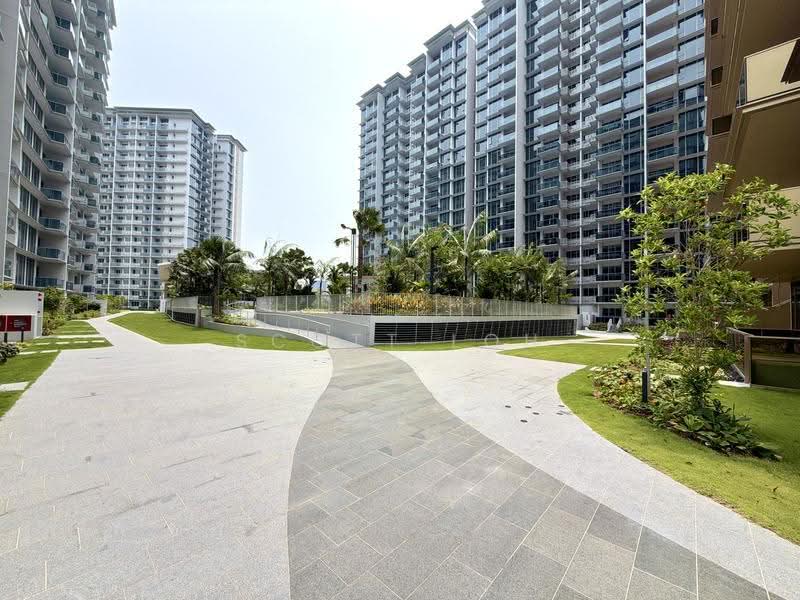 Grand Dunman, 16 Dunman Road, East Coast / Marine Parade, 2 Bedrooms, 775 sqft, Condominium For Rent, by Scott Loh, 500292586 - Expansive walking spaces - PropertyGuru.com.sg