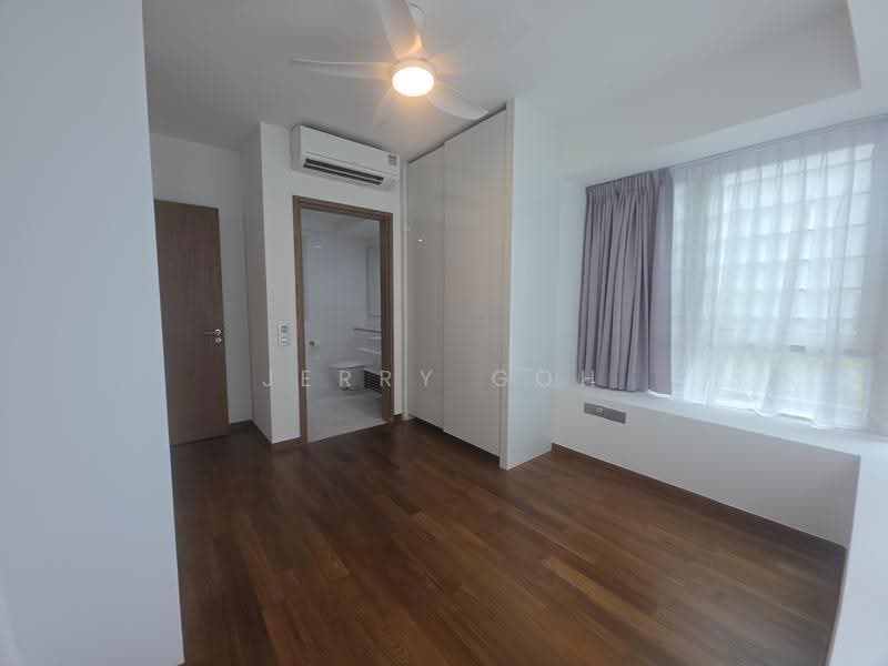Suites at Orchard, 38 Handy Road, Orchard / River Valley, 2 Bedrooms, 872 sqft, Condominium For Rent, by Jerry Goh, 500292589 - Bedroom - PropertyGuru.com.sg
