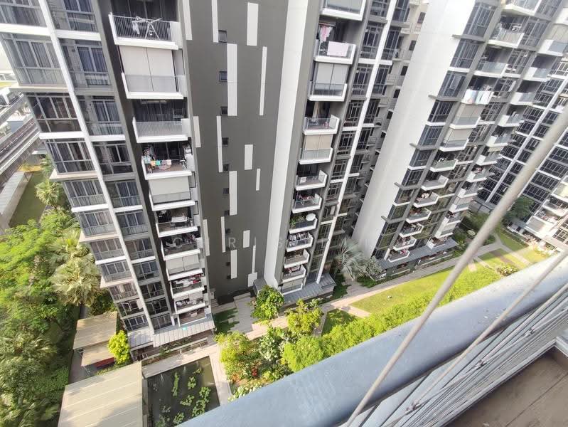 La Fiesta, 58 Sengkang Square, Hougang / Punggol / Sengkang, Room Rental, 120 sqft, Condominium For Rent, by Chris Lim, 500292596 - Exterior - PropertyGuru.com.sg