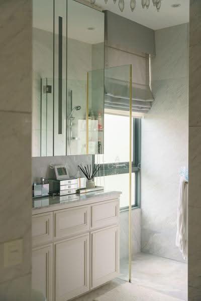 Duchess Residences, 108 Duchess Avenue, Tanglin / Holland / Bukit Timah, 3 Bedrooms, 1,905 sqft, Condominium For Rent, by Lola Santoso, 500292604 - Bathroom - PropertyGuru.com.sg