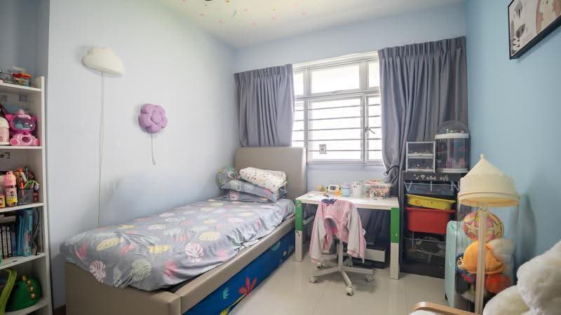 422B Northshore Drive, 422B Northshore Drive, Hougang / Punggol / Sengkang, 3 Bedrooms, 1,001 sqft, HDB Flat For Sale, by Chang J J Mervin, 500292625 - Bedroom - PropertyGuru.com.sg