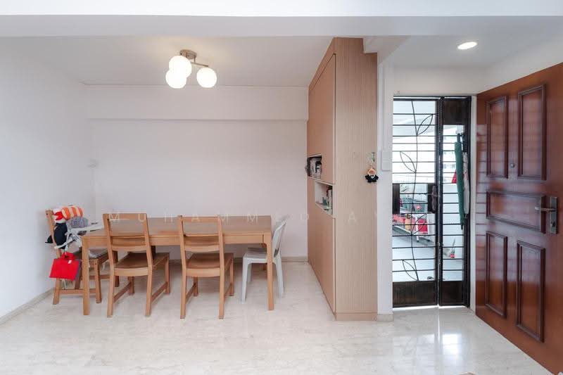 242 Serangoon Avenue 3, 242 Serangoon Avenue 3, Hougang / Punggol / Sengkang, 3 Bedrooms, 1,109 sqft, HDB Flat For Sale, by Muhammed Ayub, 500292647 - Dining Room - PropertyGuru.com.sg