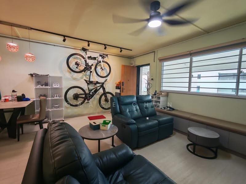 459 Jurong West Street 41, 459 Jurong West Street 41, Boon Lay / Jurong / Tuas, 3 Bedrooms, 1,108 sqft, HDB Flat For Sale, by Grace Chan, 500292664 - Living Room - PropertyGuru.com.sg