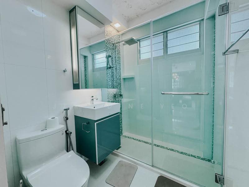 480 Pasir Ris Drive 4, 480 Pasir Ris Drive 4, Pasir Ris / Tampines, 4 Bedrooms, 1,205 sqft, HDB Flat For Rent, by Jeraldine Yeo, 500292668 - Bathroom - PropertyGuru.com.sg