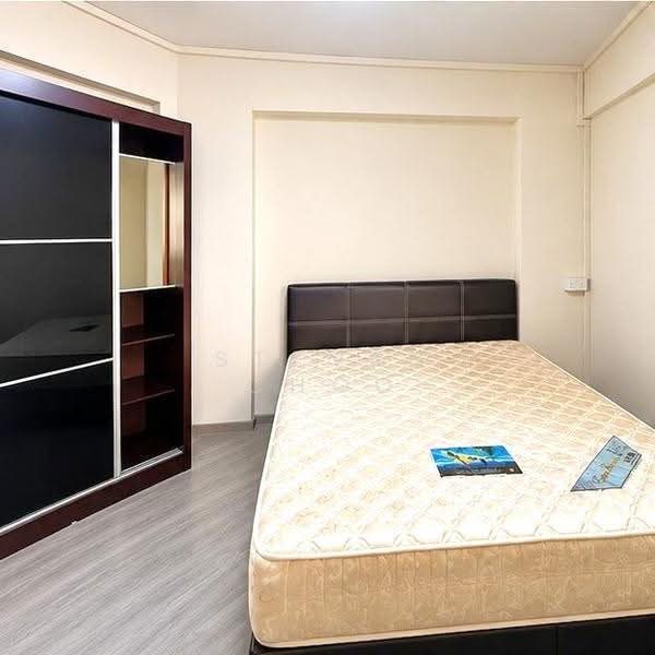 211 Serangoon Avenue 4, 211 Serangoon Avenue 4, Hougang / Punggol / Sengkang, Room Rental, 120 sqft, HDB Flat For Rent, by Steven Choo, 500292684 - Bedroom - PropertyGuru.com.sg