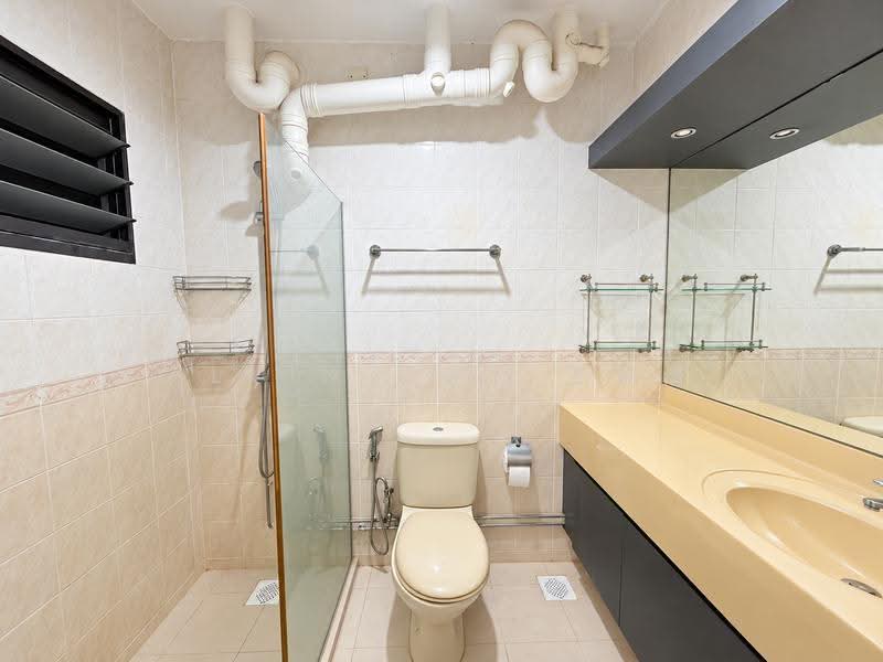 274B Jurong West Street 25, 274B Jurong West Street 25, Boon Lay / Jurong / Tuas, 4 Bedrooms, 1,356 sqft, HDB Flat For Sale, by Alvin Ong 王裕清, 500292685 - Bathroom - PropertyGuru.com.sg