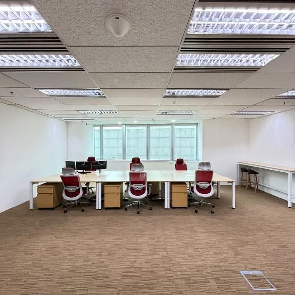 Royal Group Building, 3 Phillip Street, Boat Quay / Raffles Place / Marina, 1,292 sqft, Office For Rent, by Joel Sim 沈康瑞, 500292700 - Main Office Area (View 3) - CommercialGuru.com.sg