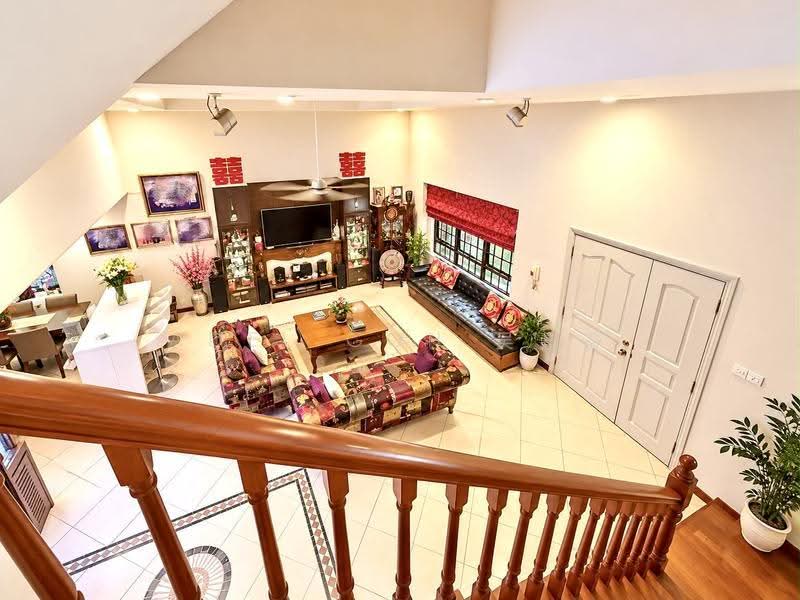 Yunnan Gardens, Yunnan Road, Boon Lay / Jurong / Tuas, 5 Bedrooms, 3,003 sqft, Terraced House For Sale, by Adel Goh 吴慧芬, 500292707 - Living Room - PropertyGuru.com.sg